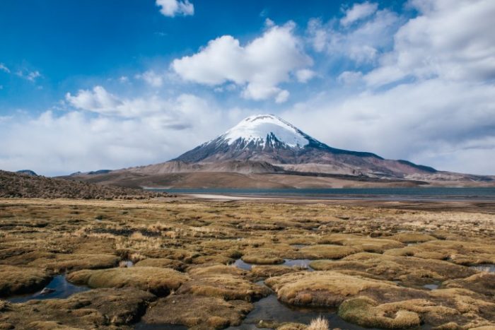 BarfussUmDieWelt-Chile-Chungara-Vulkan-barfuß